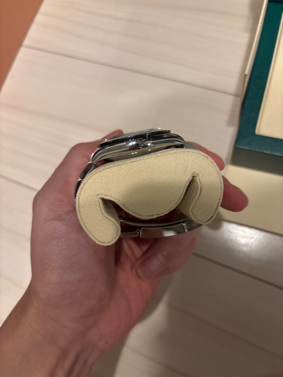 ロレックス デイトナ 116500l（高級時計）の商品画像 - 査定依頼日：2025年10月24日 - 最高査定価格：4,600,000円