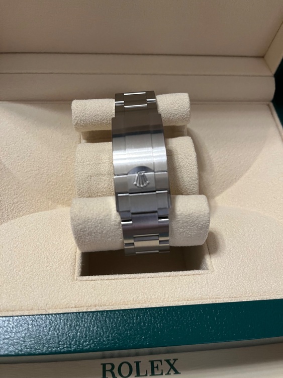 224270 エクスプローラⅠ 40（高級時計）の商品画像 - 査定依頼日：2025年6月13日 - 最高査定価格：1,350,000円