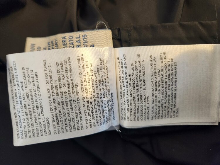 画像を送ります（古着・ファッション）の商品画像 - 査定依頼日：2026年3月17日 - 最高査定価格：15,000円