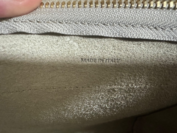 セリーヌ  （ブランドバッグ）の商品画像 - 査定依頼日：2025年12月11日 - 最高査定価格：120,000円