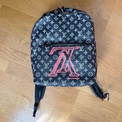 LOUIS VUITTON アポロ バックパック アップサイドダウン M43676 モノグラム（ブランドバッグ）の商品画像 - 査定依頼日：2026年9月21日 - 最高査定価格：245,000円