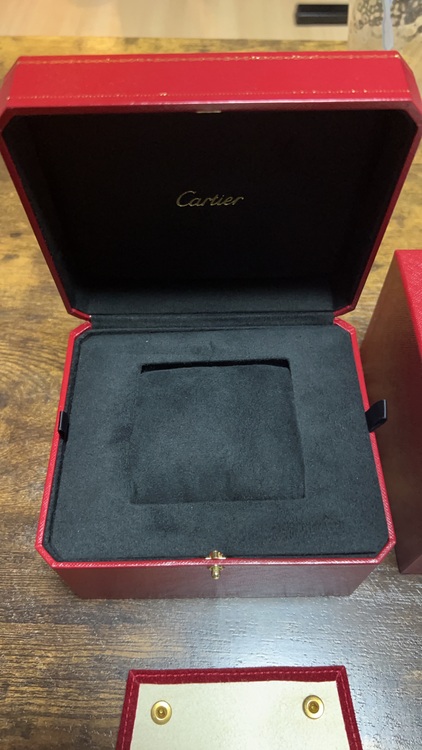 タンク マスト ドゥ カルティエ ウォッチ（高級時計）の商品画像 - 査定依頼日：2025年6月11日 - 最高査定価格：450,000円