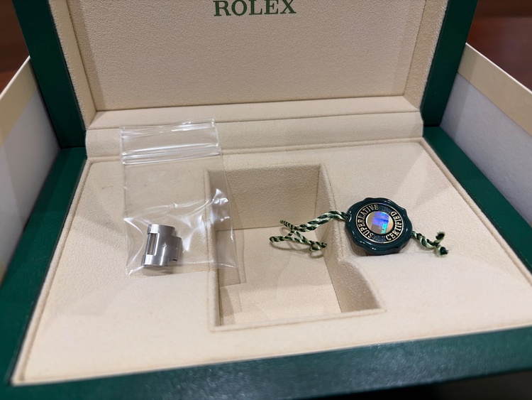 126610LN（高級時計）の商品画像 - 査定依頼日：2026年4月2日 - 最高査定価格：2,150,000円