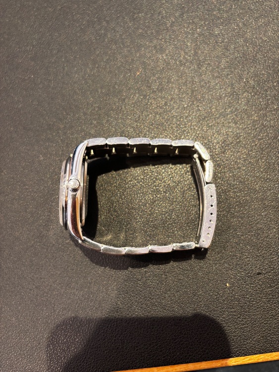 ロレックス エアキング 1400（高級時計）の商品画像 - 査定依頼日：2025年10月30日 - 最高査定価格：550,000円