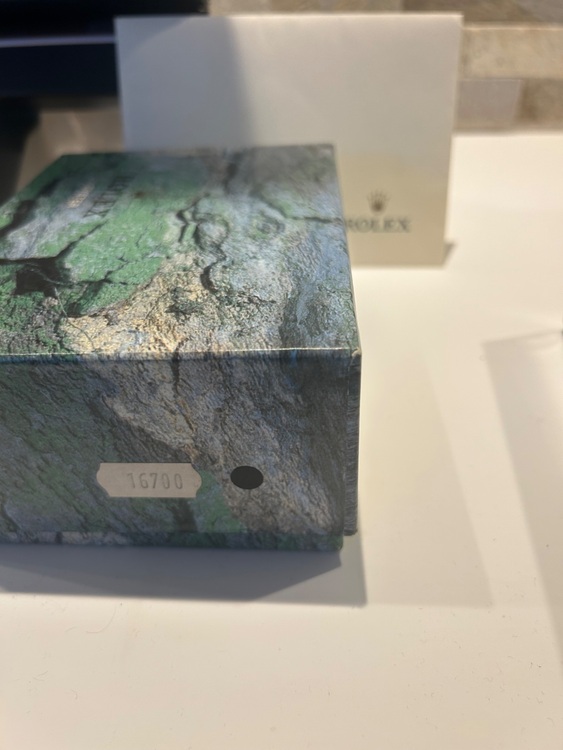 ロレックス GMTマスター 1670（高級時計）の商品画像 - 査定依頼日：2025年8月19日 - 最高査定価格：1,800,000円