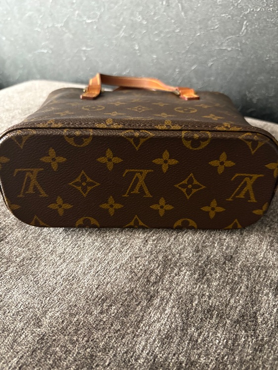 ヴァヴァン（ブランドバッグ）の商品画像 - 査定依頼日：2025年6月27日 - 最高査定価格：115,000円