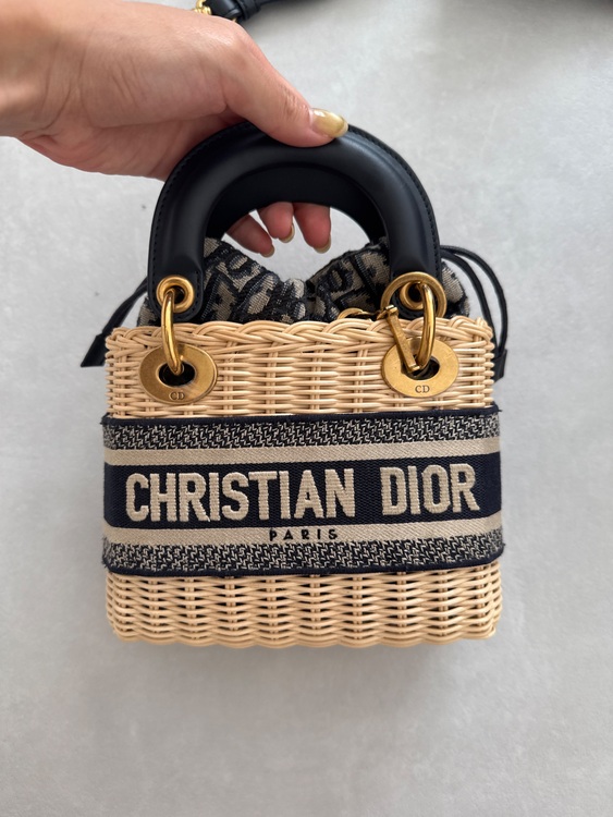 レディディオール（ブランドバッグ）の商品画像 - 査定依頼日：2025年9月22日 - 最高査定価格：340,000円