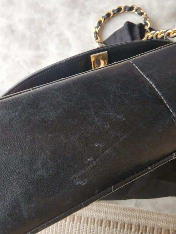 CHANEL ダイナアフラップ（ブランドバッグ）の商品画像 - 査定依頼日：2026年8月19日 - 最高査定価格：240,000円