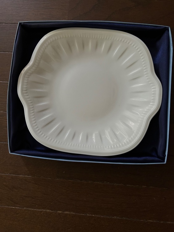 ウエッジウッド（食器）の商品画像 - 査定依頼日：2026年6月15日 - 最高査定価格：2,000円