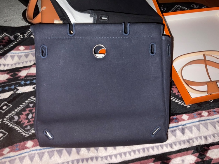 エルメス HERBAG PM（ブランドバッグ）の商品画像 - 査定依頼日：2026年4月15日 - 最高査定価格：700,000円