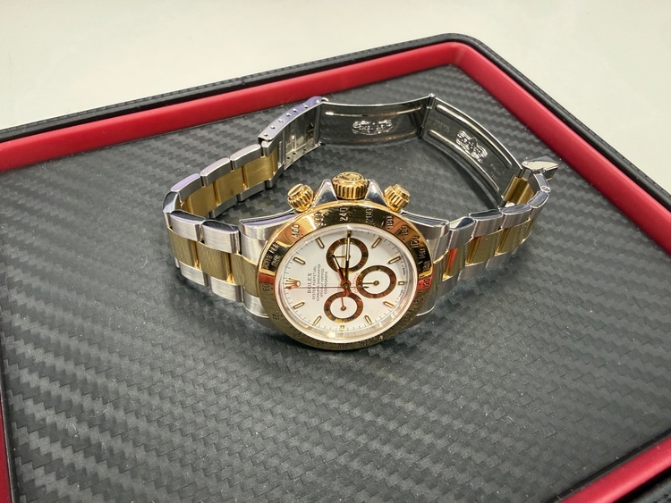 ロレックス デイトナ （高級時計）の商品画像 - 査定依頼日：2026年3月29日 - 最高査定価格：3,100,000円