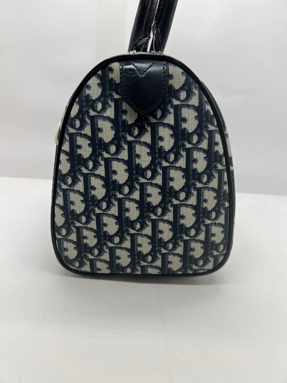 ディオール  （ブランドバッグ）の商品画像 - 査定依頼日：2025年1月16日 - 最高査定価格：130,000円