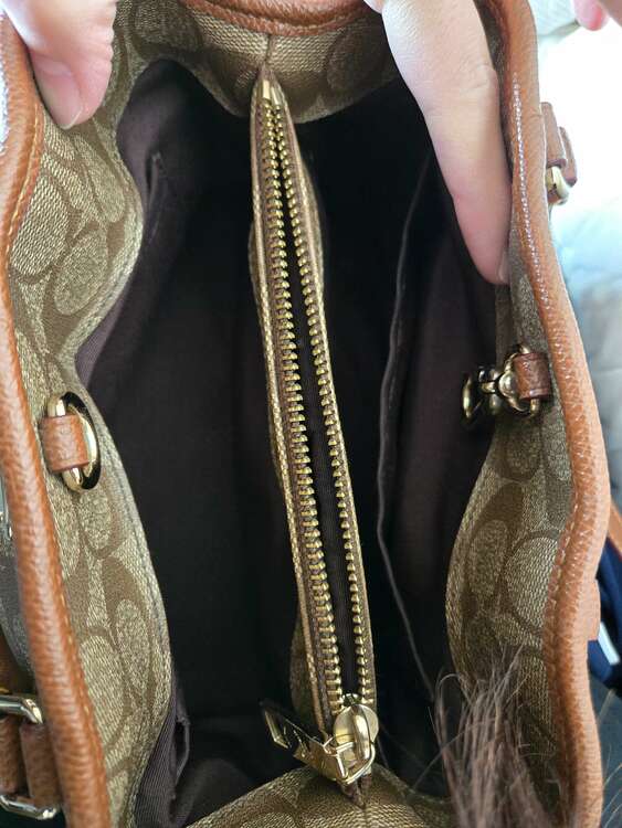 その他 コーチ （ブランドバッグ）の商品画像 - 査定依頼日：2025年2月24日 - 最高査定価格：3,000円