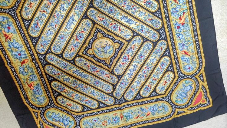 カレ（古着・ファッション）の商品画像 - 査定依頼日：2025年9月28日 - 最高査定価格：15,000円