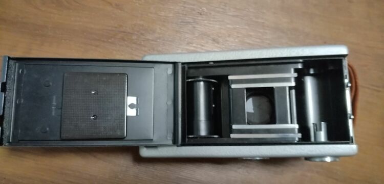 ヤシカ（カメラ）の商品画像 - 査定依頼日：2025年11月5日 - 最高査定価格：10,000円