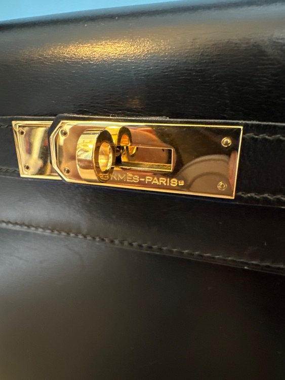 エルメス ケリー （ブランドバッグ）の商品画像 - 査定依頼日：2026年4月19日 - 最高査定価格：1,800,000円