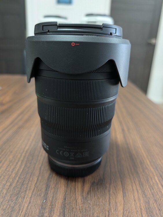 RF2470（カメラ）の商品画像 - 査定依頼日：2026年2月18日 - 最高査定価格：200,000円