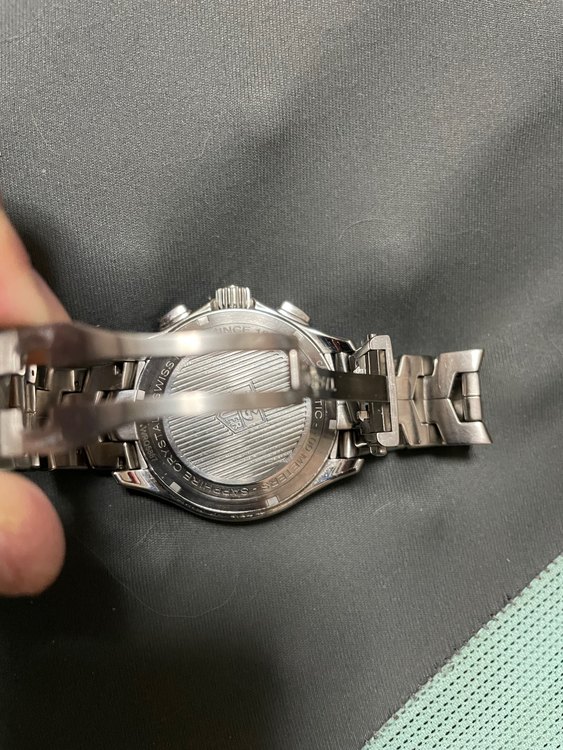 タグホイヤー リンク キャリパー16 クロノグラフ（高級時計）の商品画像 - 査定依頼日：2023年1月4日 - 最高査定価格：100,000円