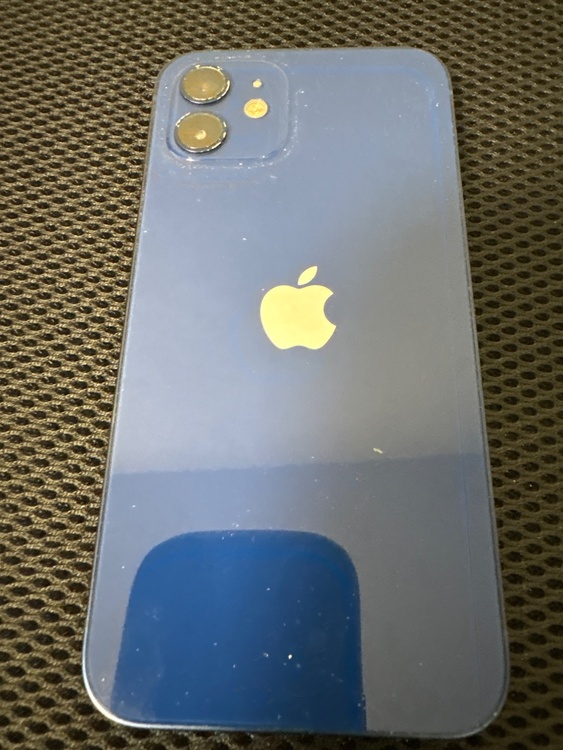 iPhone 12 128GB au（スマホ）の商品画像 - 査定依頼日：2026年5月3日 - 最高査定価格：27,000円