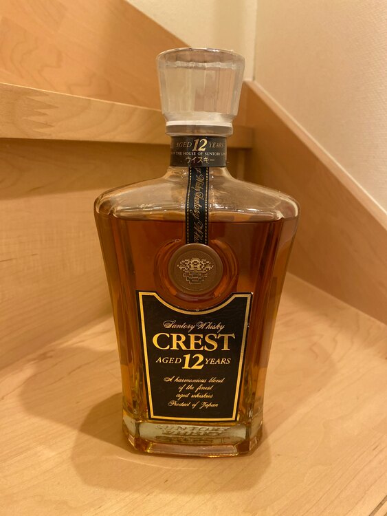 クレスト12years（お酒）の商品画像 - 査定依頼日：2025年1月17日 - 最高査定価格：3,000円