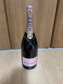 モエシャンドンロゼ1500ml（お酒）の商品画像 - 査定依頼日：2025年8月17日 - 最高査定価格：6,700円