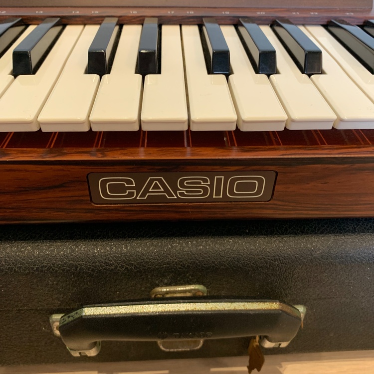 カシオトーン201（ピアノ・楽器・PA機材）の商品画像 - 査定依頼日：2026年3月7日 - 最高査定価格：4,000円