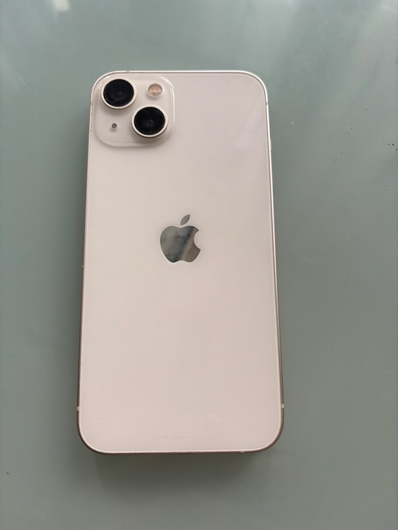iPhone iPhone 13 128GB docomo（スマホ）の商品画像 - 査定依頼日：2026年6月14日 - 最高査定価格：40,000円