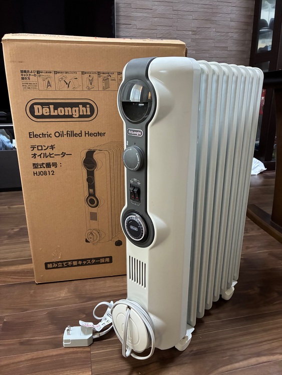 デロンギ　オイルヒーター　HJ0812（家電）の商品画像 - 査定依頼日：2025年11月20日 - 最高査定価格：3,000円