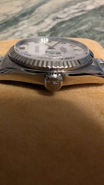 ロレックス パーペチュアルデイト 68274NA（高級時計）の商品画像 - 査定依頼日：2025年3月17日 - 最高査定価格：550,000円