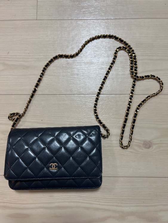 財布（ブランド財布・小物）の商品画像 - 査定依頼日：2026年2月6日 - 最高査定価格：100,000円