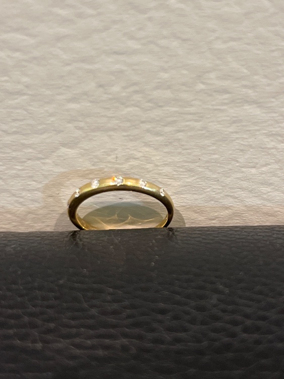 ブルガリ　フェディ　7ダイヤ　イエローゴールド　9号（金・貴金属）の商品画像 - 査定依頼日：2026年3月11日 - 最高査定価格：100,000円