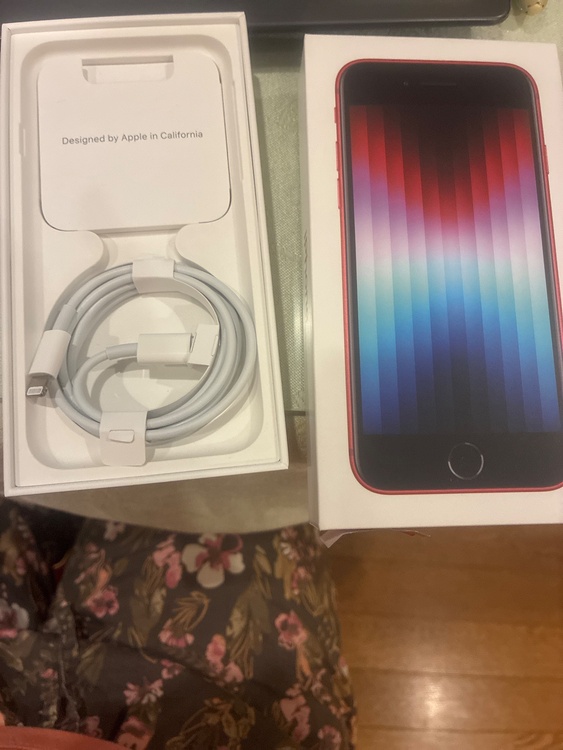 iPhone iPhone SE (第 3 世代) 64GB SIMフリー（スマホ）の商品画像 - 査定依頼日：2026年9月24日 - 最高査定価格：18,000円