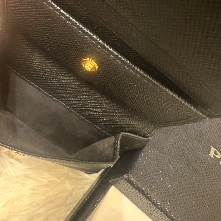 プラダ  （ブランドバッグ）の商品画像 - 査定依頼日：2026年2月16日 - 最高査定価格：29,000円