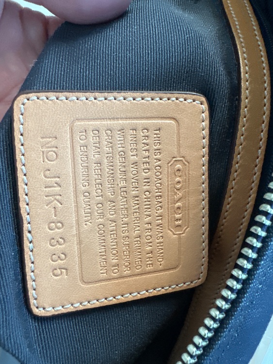 プラダ  （ブランドバッグ）の商品画像 - 査定依頼日：2025年8月3日 - 最高査定価格：12,000円