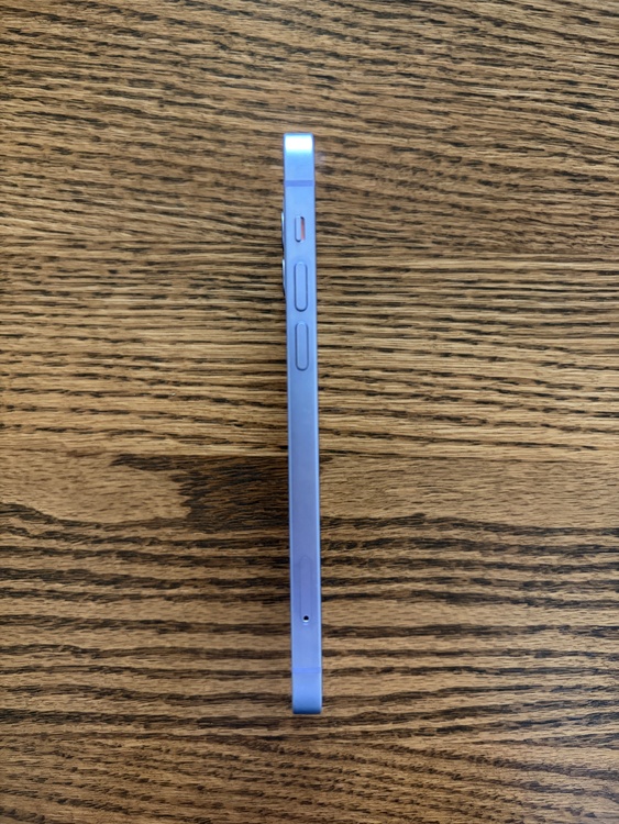 iPhone iPhone 12 64GB SIMフリー（スマホ）の商品画像 - 査定依頼日：2026年6月28日 - 最高査定価格：10,000円