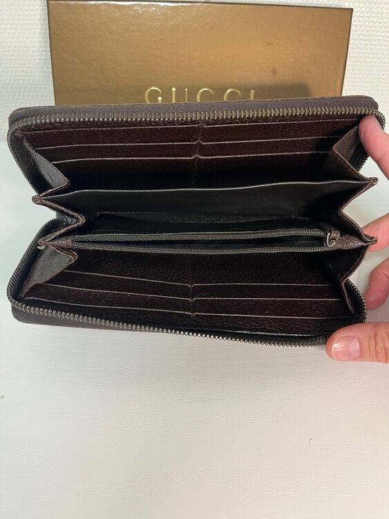 GGキャンバス（ブランド財布・小物）の商品画像 - 査定依頼日：2025年2月6日 - 最高査定価格：5,000円