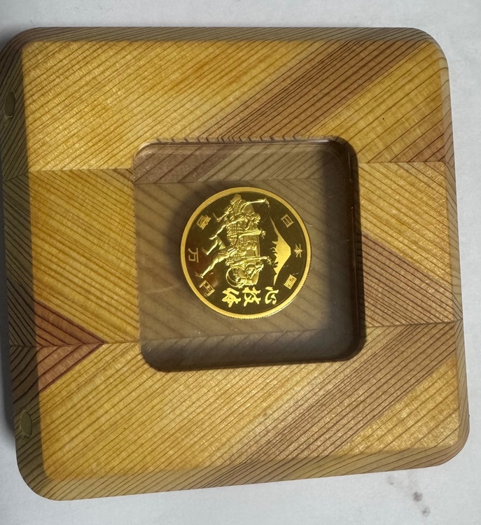記念金貨（金・貴金属）の商品画像 - 査定依頼日：2026年9月9日 - 最高査定価格：2,220,000円