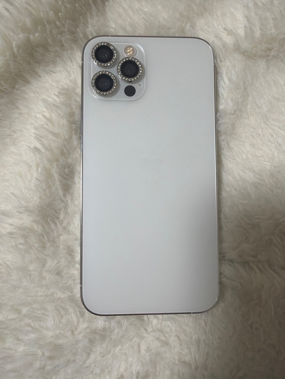 iPhone 12 Pro 128GB docomo（スマホ）の商品画像 - 査定依頼日：2026年2月2日 - 最高査定価格：28,000円