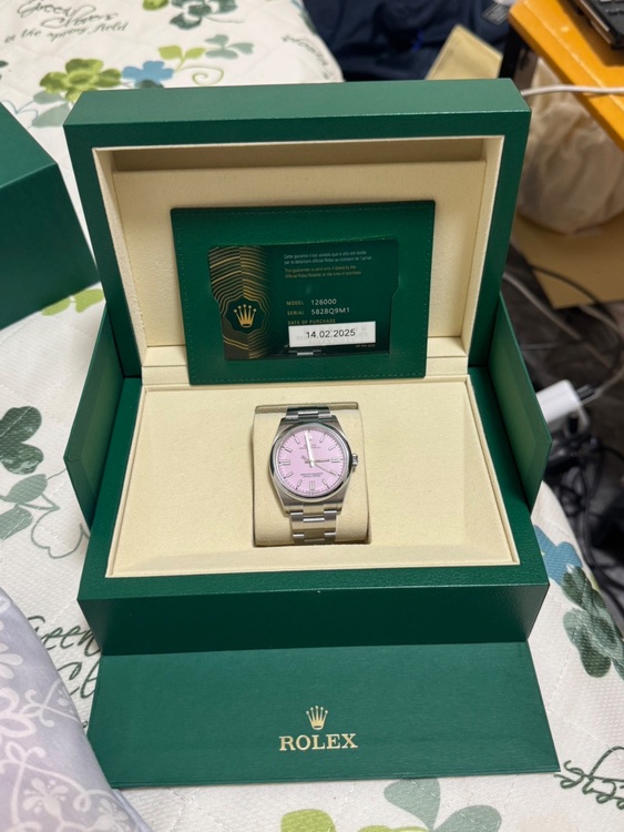 ロレックス パーペチュアル 12630（高級時計）の商品画像 - 査定依頼日：2025年10月5日 - 最高査定価格：1,620,000円