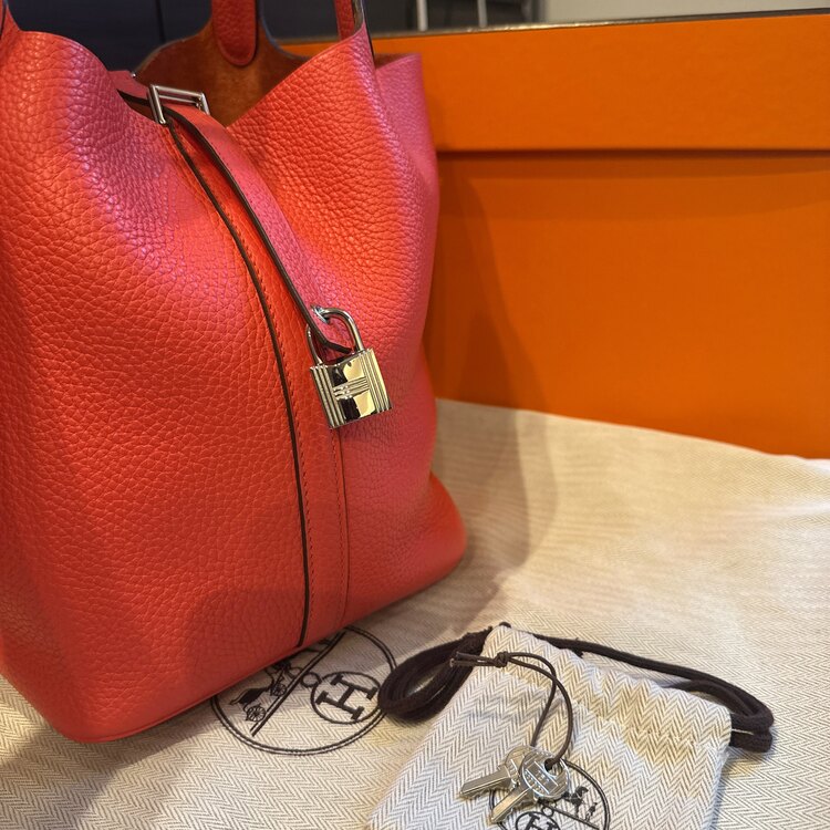 エルメス ピコタン （ブランドバッグ）の商品画像 - 査定依頼日：2025年5月26日 - 最高査定価格：530,000円