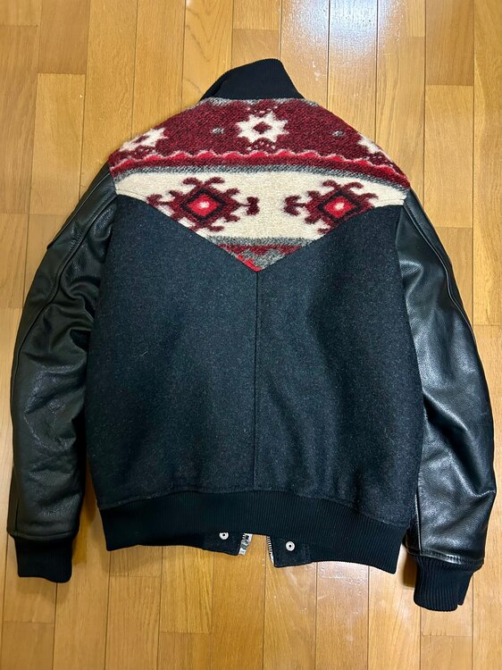 革ジャン（古着・ファッション）の商品画像 - 査定依頼日：2024年12月3日 - 最高査定価格：3,000円