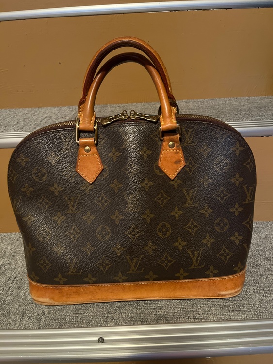 アルマ（ブランドバッグ）の商品画像 - 査定依頼日：2026年2月15日 - 最高査定価格：25,000円