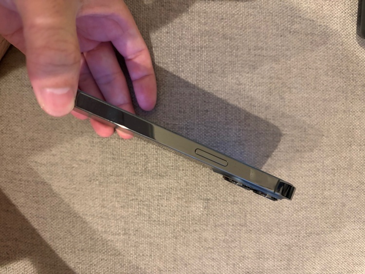 iPhone iPhone 13 Pro 128GB docomo（スマホ）の商品画像 - 査定依頼日：2026年6月11日 - 最高査定価格：50,000円