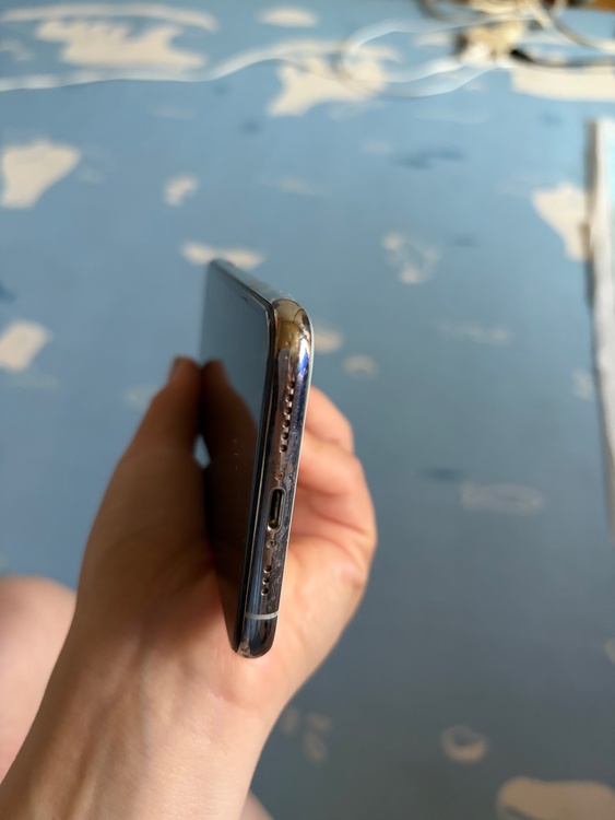 iPhone iPhone11 Pro 64GB SIMフリー（スマホ）の商品画像 - 査定依頼日：2026年7月2日 - 最高査定価格：20,500円