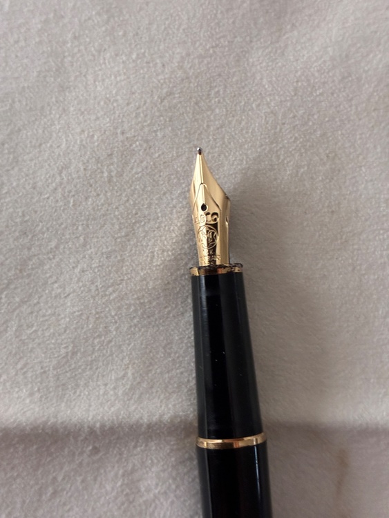 モンブラン（MONTBLANC）マイスターシュテュック（Meisterstück) #144（クラシック / Classique）（ブランド財布・小物）の商品画像 - 査定依頼日：2026年10月20日 - 最高査定価格：100,000円