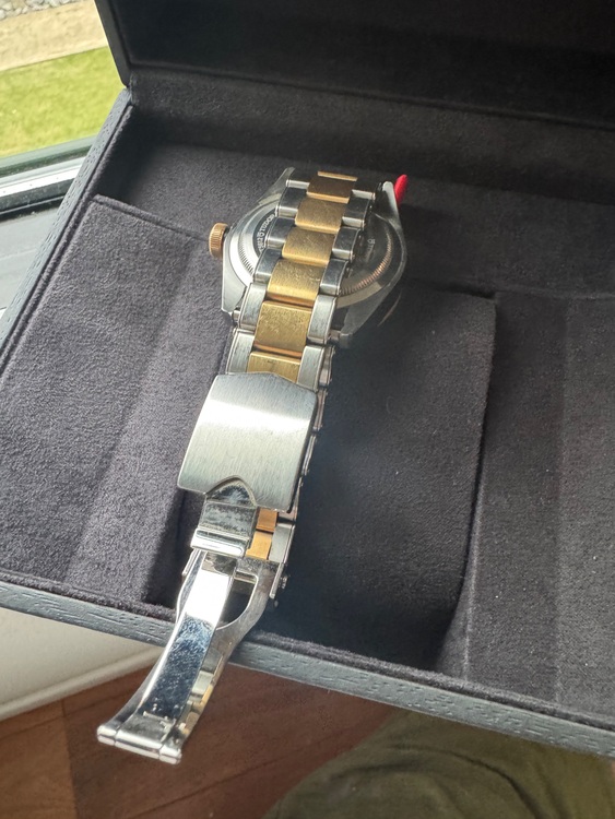 チューダー ブラックベイ 79733n（高級時計）の商品画像 - 査定依頼日：2025年10月3日 - 最高査定価格：650,000円