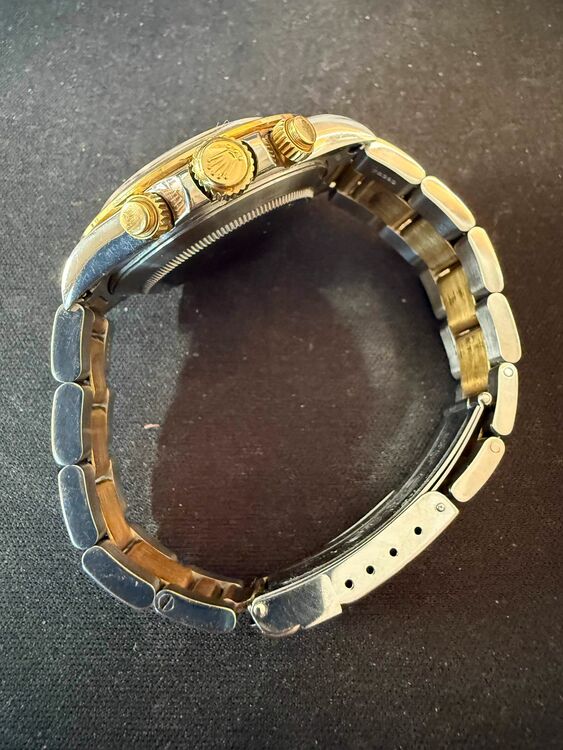 Ref.16523（高級時計）の商品画像 - 査定依頼日：2025年9月9日 - 最高査定価格：2,500,000円