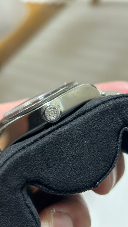 チューダー ブラックベイ M79830Rb（高級時計）の商品画像 - 査定依頼日：2025年2月26日 - 最高査定価格：400,000円