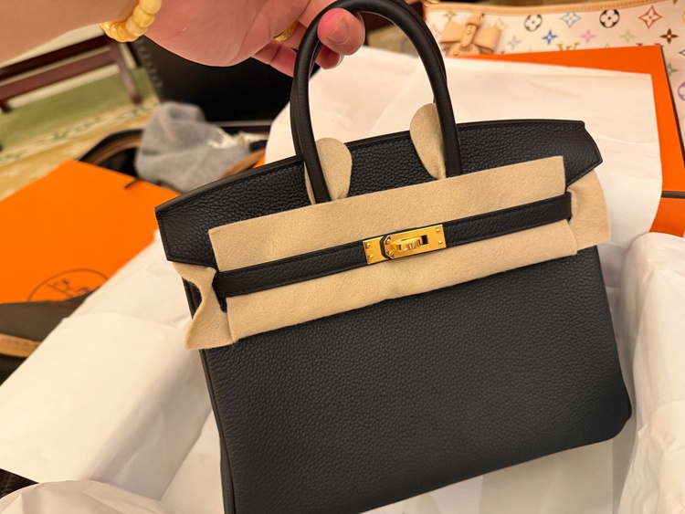 エルメス バーキン （ブランドバッグ）の商品画像 - 査定依頼日：2026年1月12日 - 最高査定価格：3,800,000円