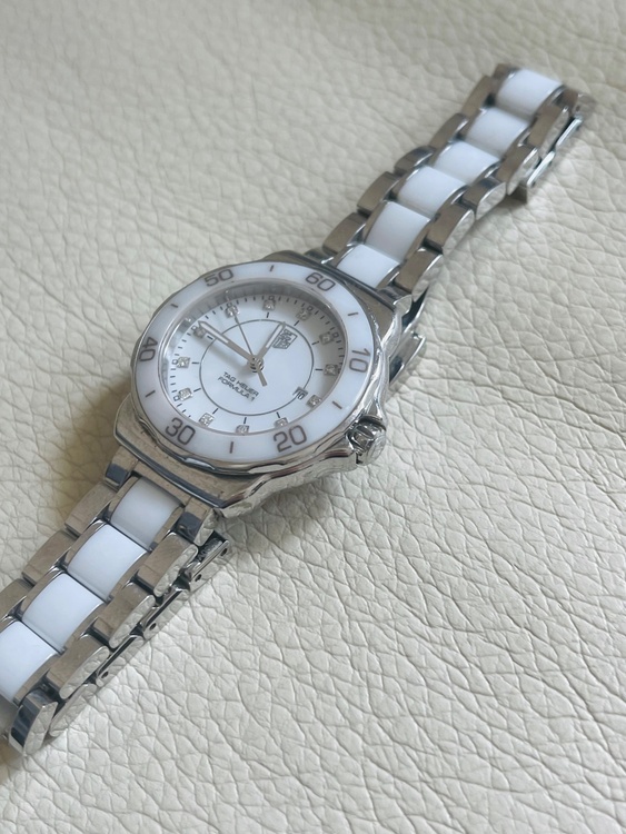 タグホイヤー フォーミュラ （高級時計）の商品画像 - 査定依頼日：2026年4月25日 - 最高査定価格：100,000円